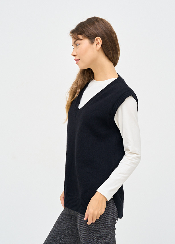 Пуловер с V-образным вырезом Sevenext