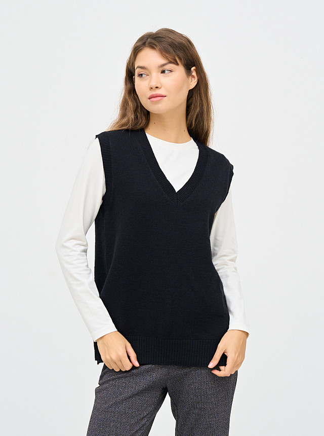 Пуловер с V-образным вырезом Sevenext