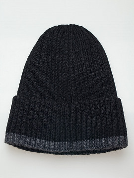 Чёрно-серая мужская шапка с подкладкой Sevenext
