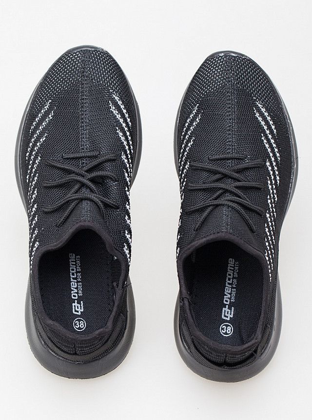 Чёрные текстильные кроссовки Overcome с полосками